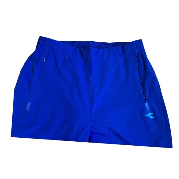 NWT Diadora tennis workout pants, zipper pockets, drawstring, key pouch - Picture 4 of 10